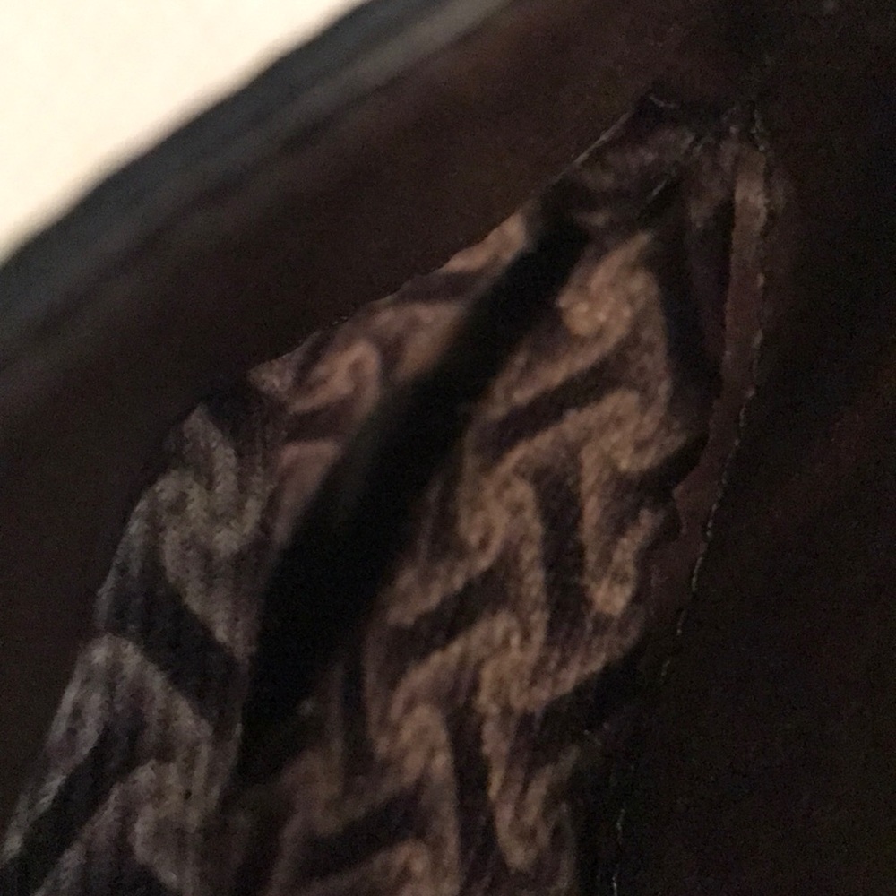 Boots - Picture 4 of 6